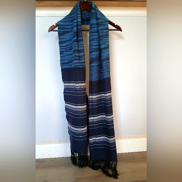 Abercrombie and Fitch Women-s Scarf Multicolor - Picture 1 of 5